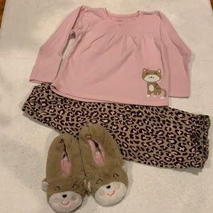 EUC Carter’s 4T girls 3pc pj set w slippers 11/12